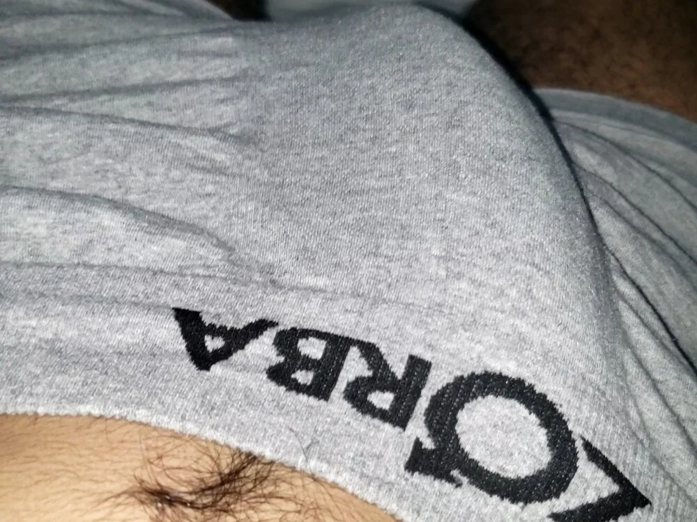 novinho_hot69 offline XXX-chat