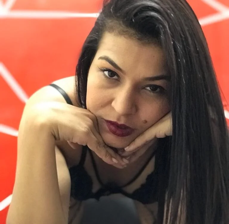 Offline XXX chat SABRINNA_SEXX