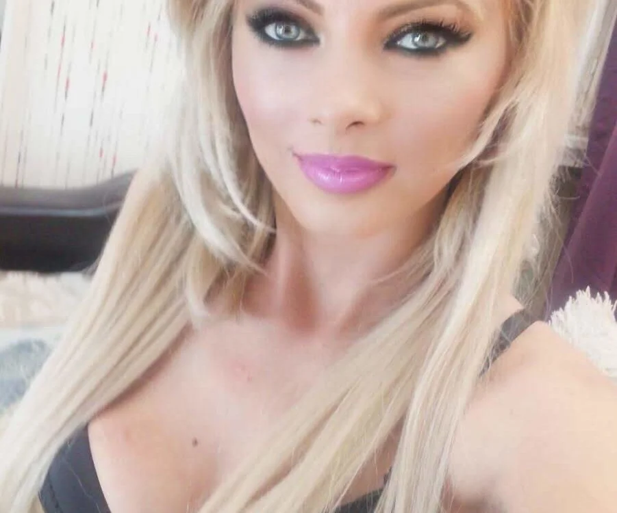 RileyShae offline chatrum
