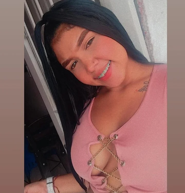 melanyrossi_ offline chatrum