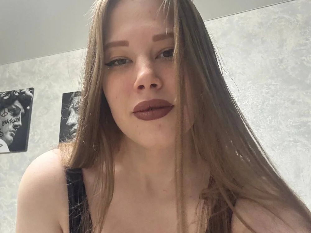 Chatroom XXX hors ligne de Lunexia_Kysstoria