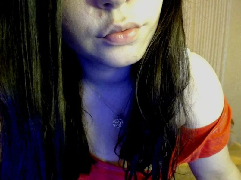 NatalyBorrero's Offline Chat Room