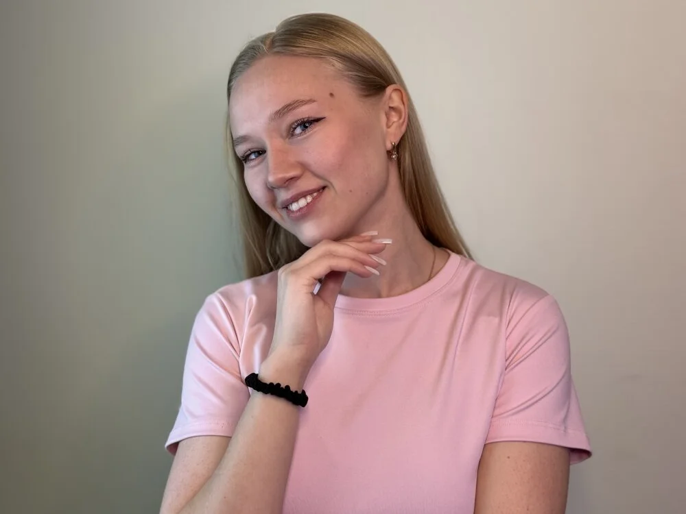 RethaSteimer's Offline Chat Room