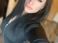 Brunette_rushX's Offline Chat Room