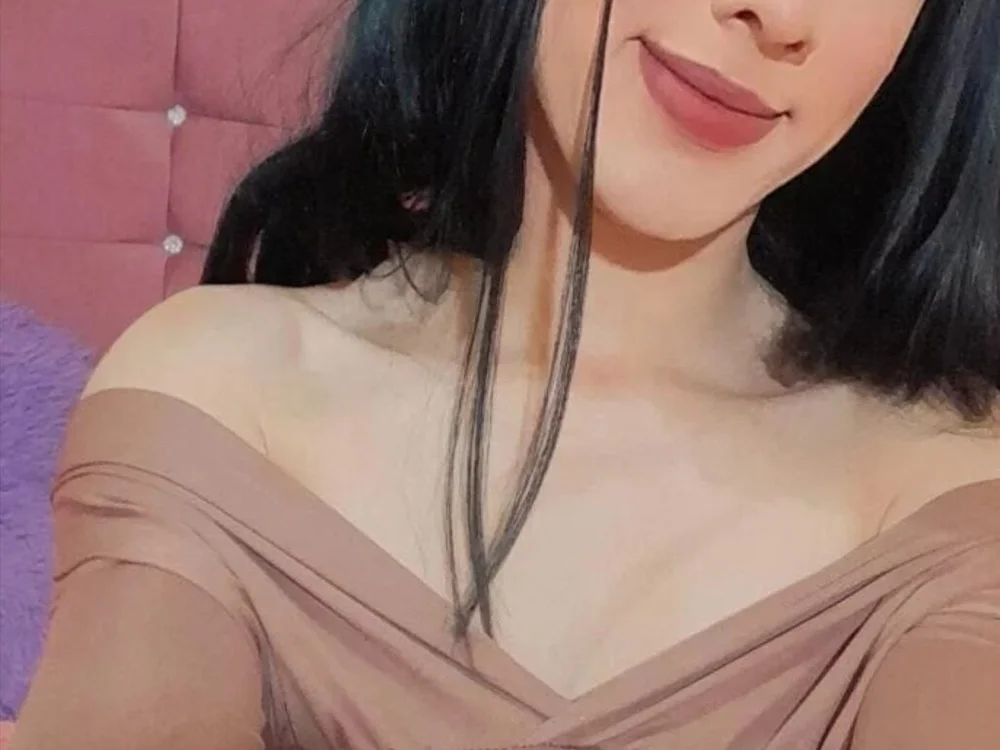 Mia_Moon- offline chatrum