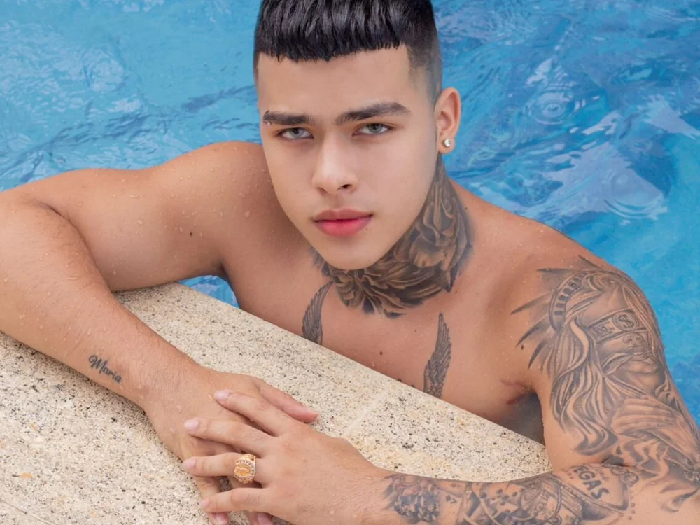 Palomino29's Offline XXX Chat