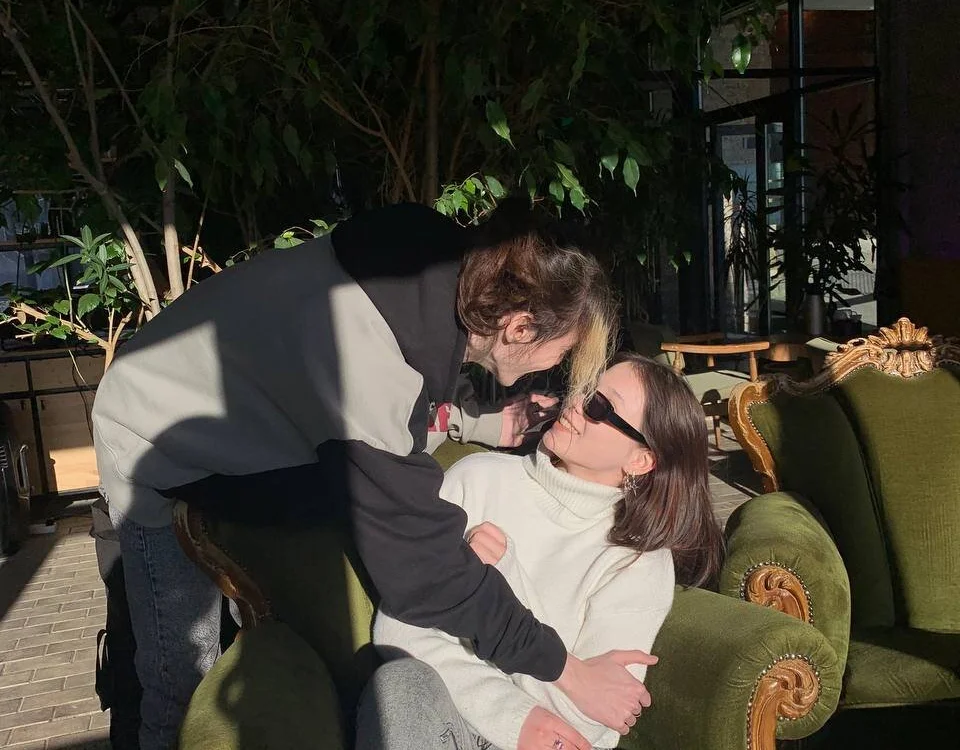 Traharaa's Offline XXX Chat