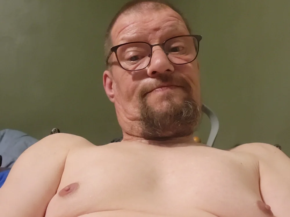 finnmas69's Offline Chat Room