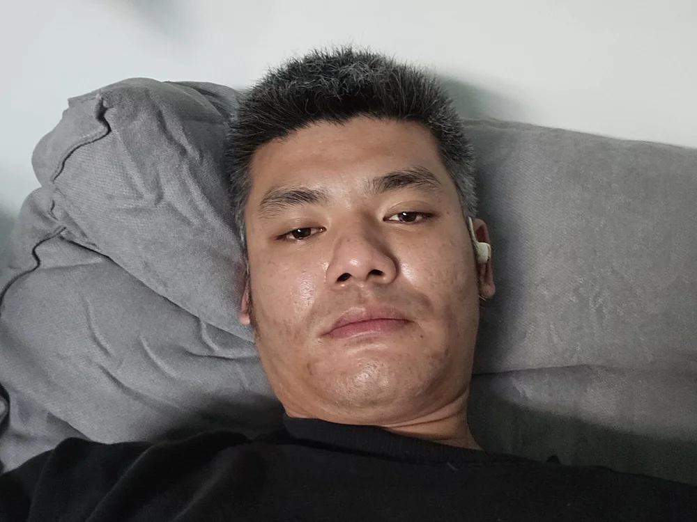 Annan77's Offline Chat Room