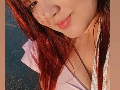 Sexy_curvy_69 - Girl 
