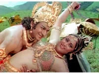 Playboy_Akhil