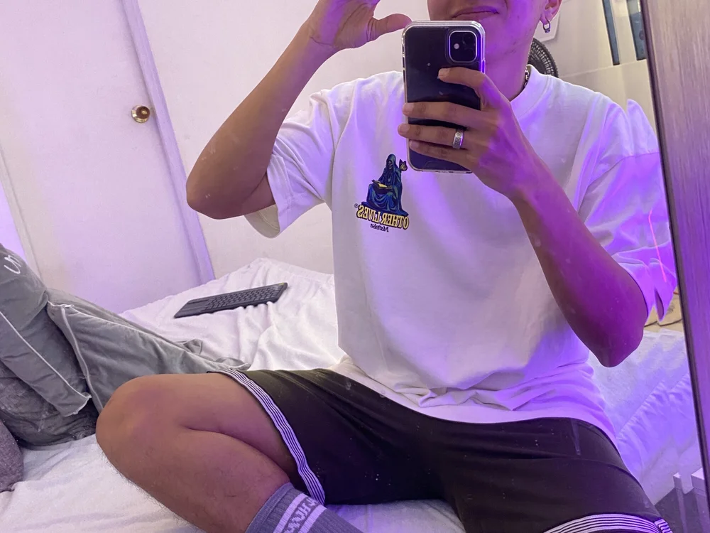 CumsHardCristian offline chatrum
