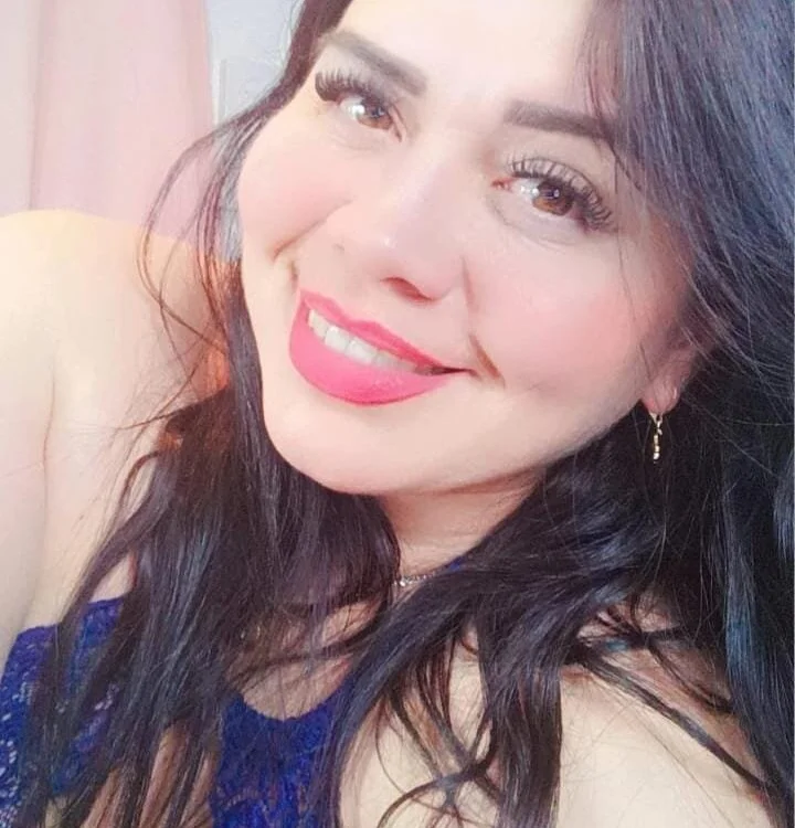 Erica_brooks_'s Offline Chat Room