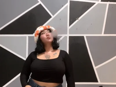 _XXXKittyTingles profile