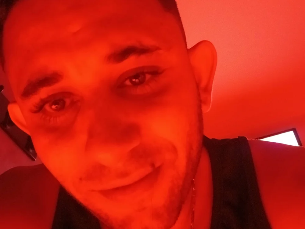 Greedg: офлайн-секс-чат