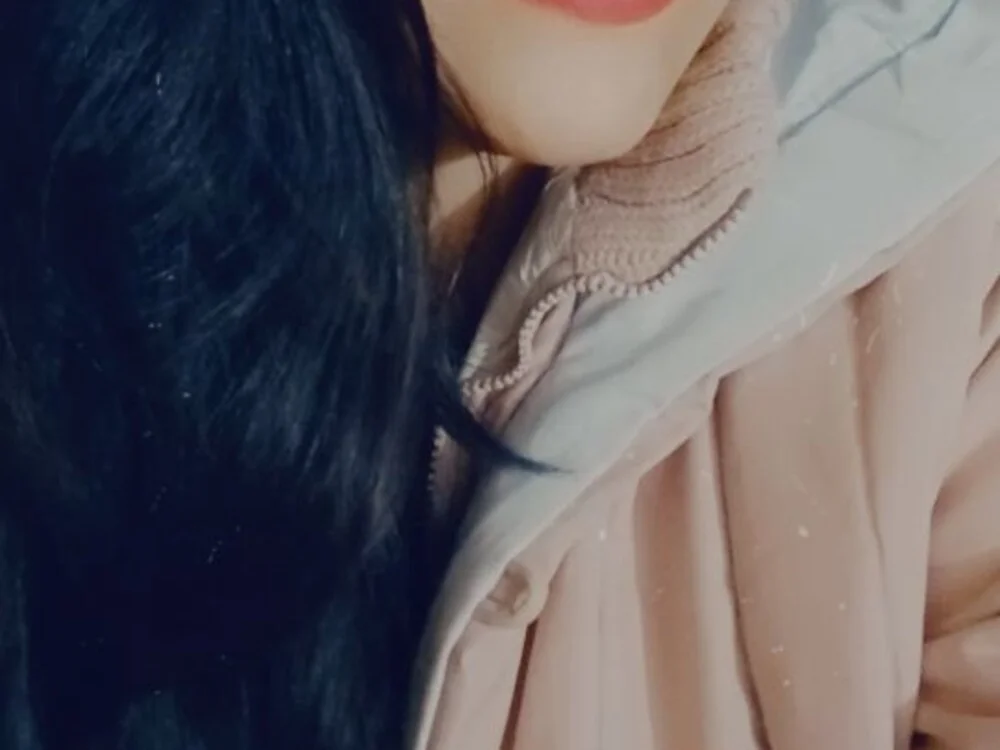 Kajal1918 অফলাইন XXX চ্যাট