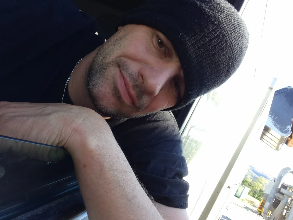 Michlgixxer's Offline XXX Chat