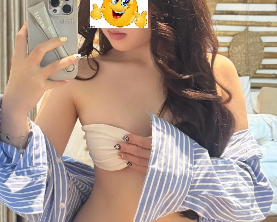 Lella_01 Chat XXX Ngoại tuyến