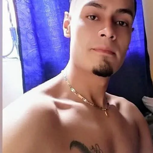 willy95r Chat XXX offline