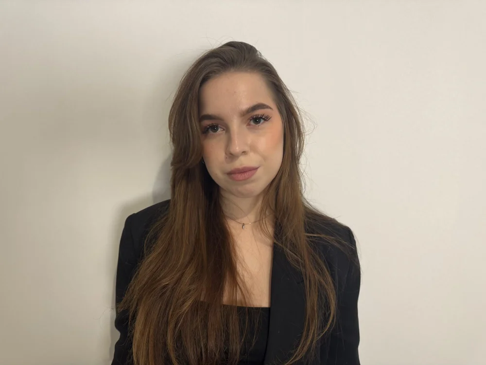 ToniaRoehr offline chatrum