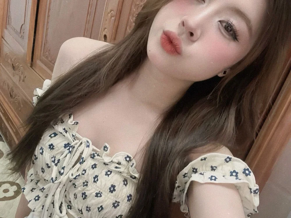 Babyboo_tt 離線 XXX 聊天