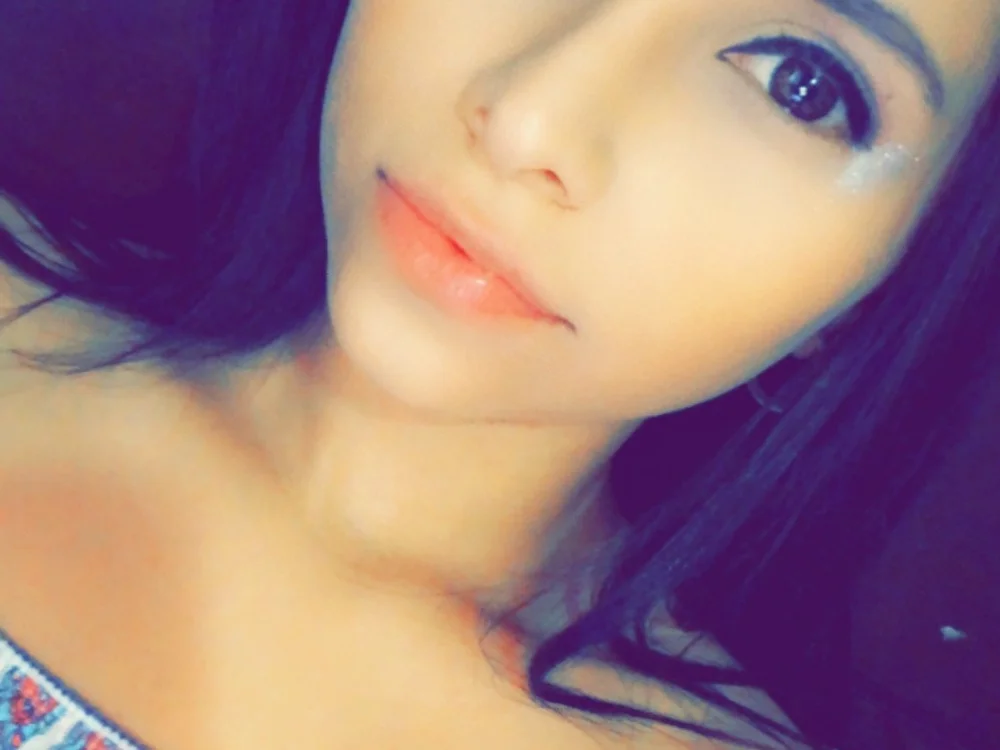 Spampi_queen's Offline Chat Room