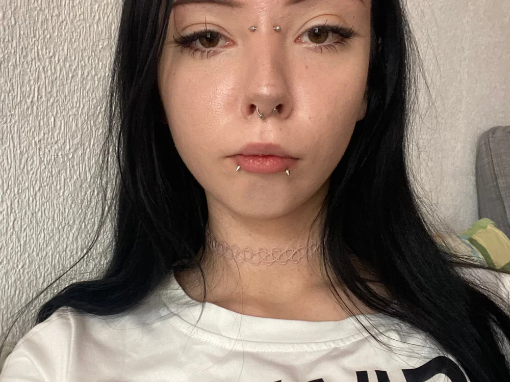 ErikaTrent's Offline XXX Chat