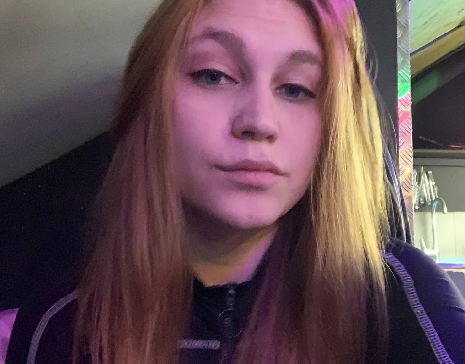 TaiteDrewett offline chatrum