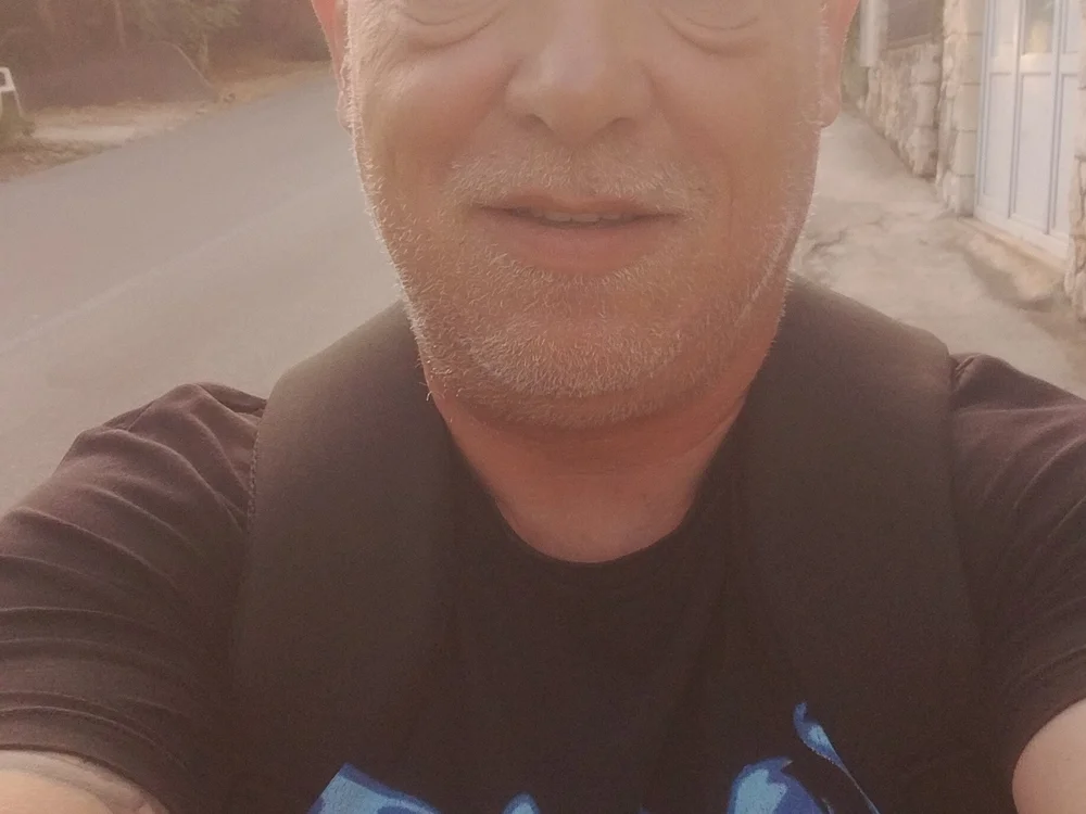 Zraka01 Offline XXX-Chat