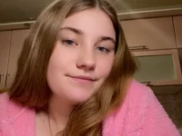 FLOWERS555 – Naživo XXX chat