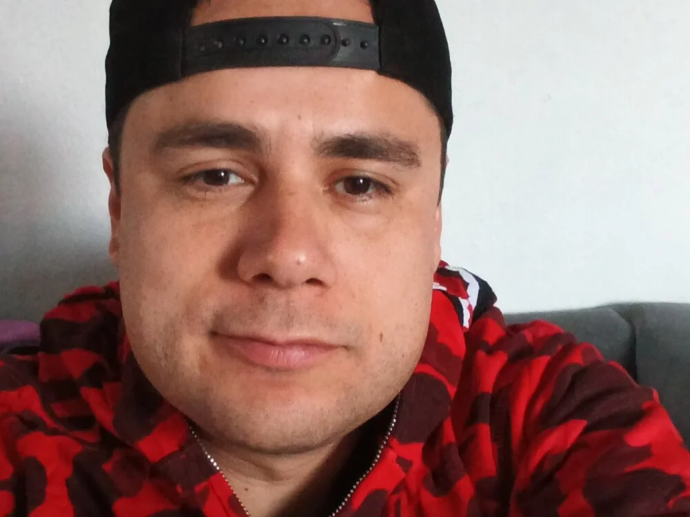 Офлайн-чат XXX Ripperzombie