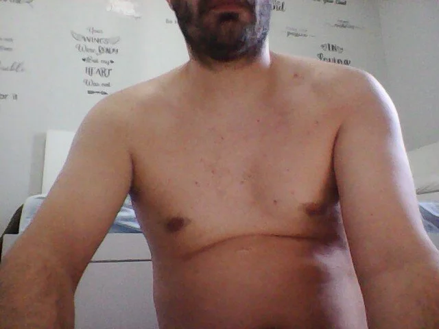 Relknho@xh's Offline XXX Chat