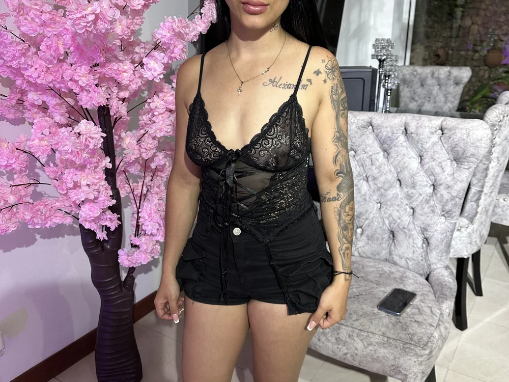 ห้องแชทออฟไลน์ของ MeganDiFiore