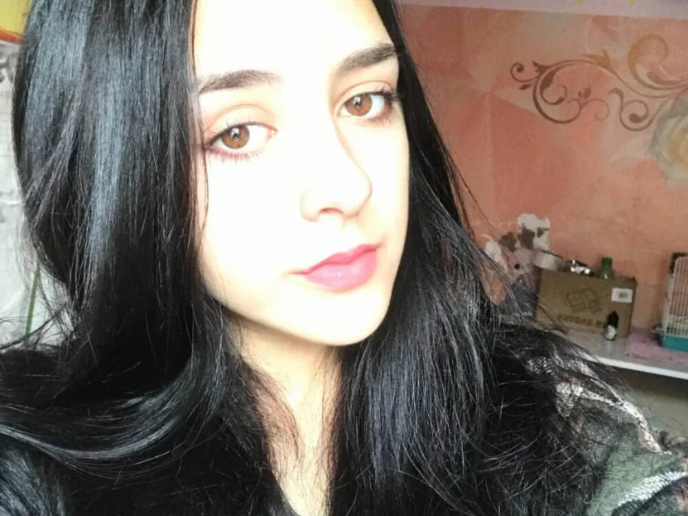 TyraMagna Obrolan XXX Offline