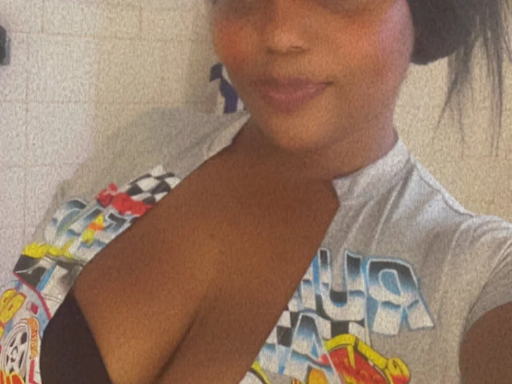 Torriskieeee 离线XXX聊天