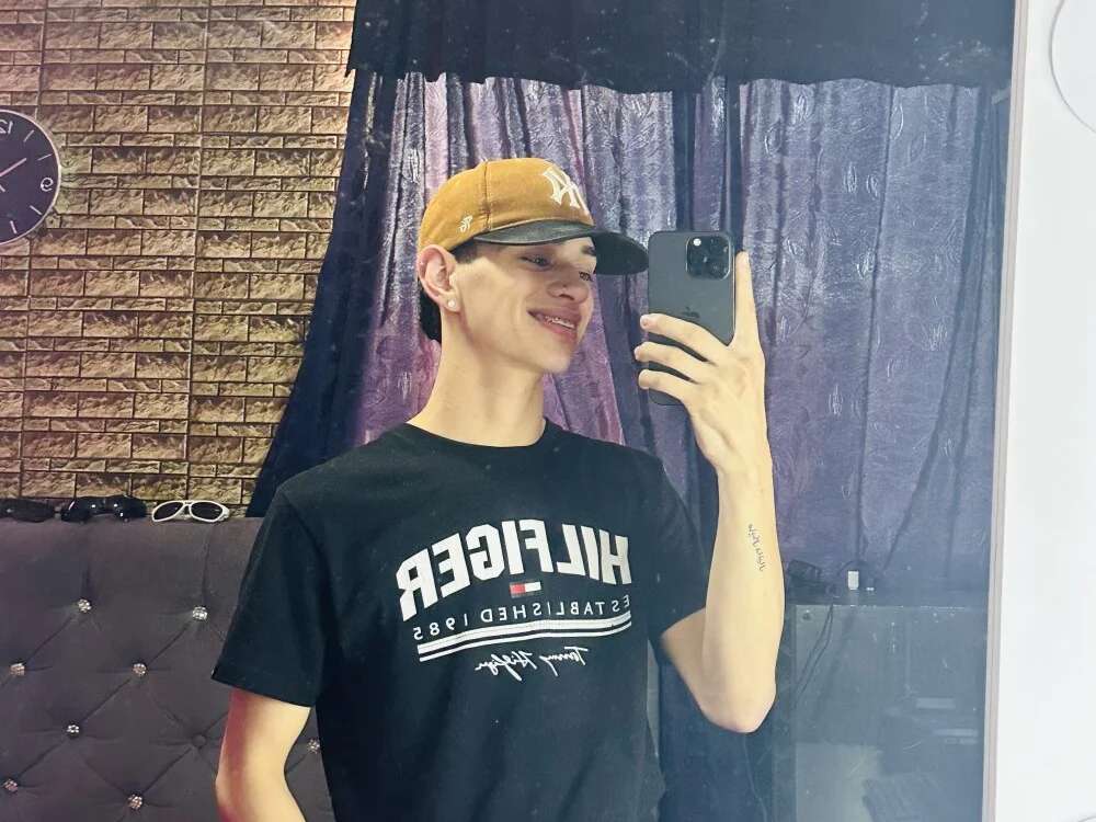 دردشة whonder_sex الجنسية دون اتصال