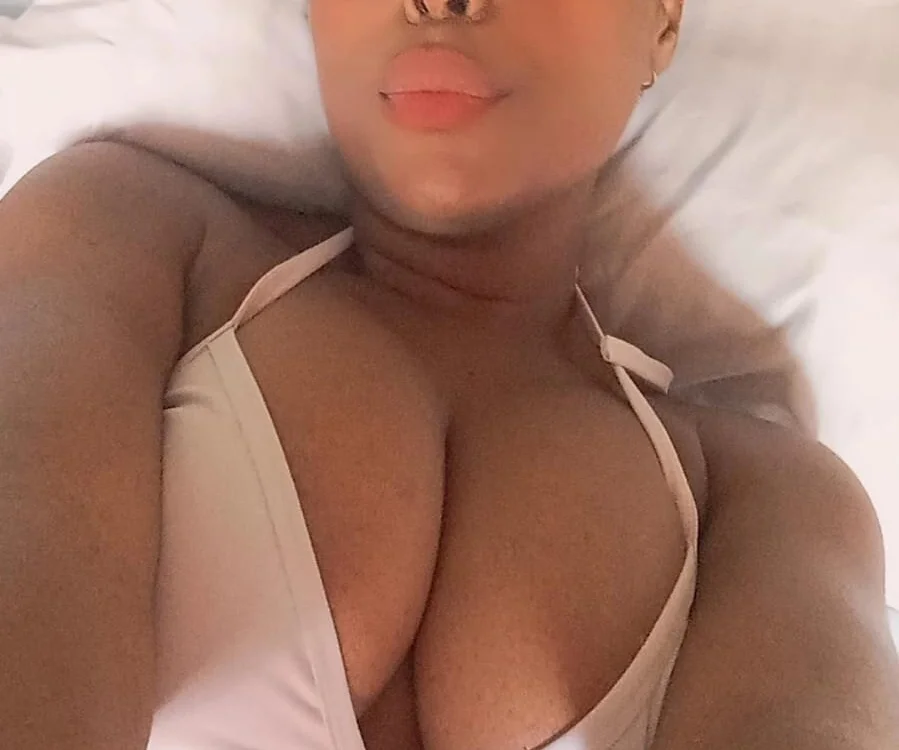 skarlethmoon Live Sex Cam