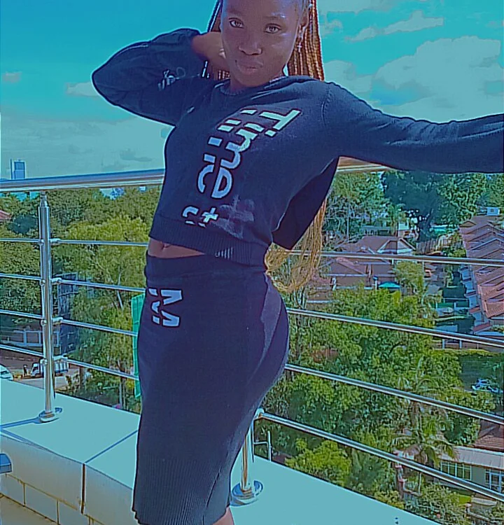 Pokój czatu offline – Hott_tash