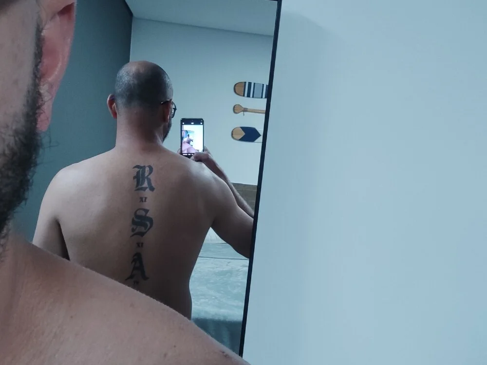 Jhonylima's Offline XXX Chat