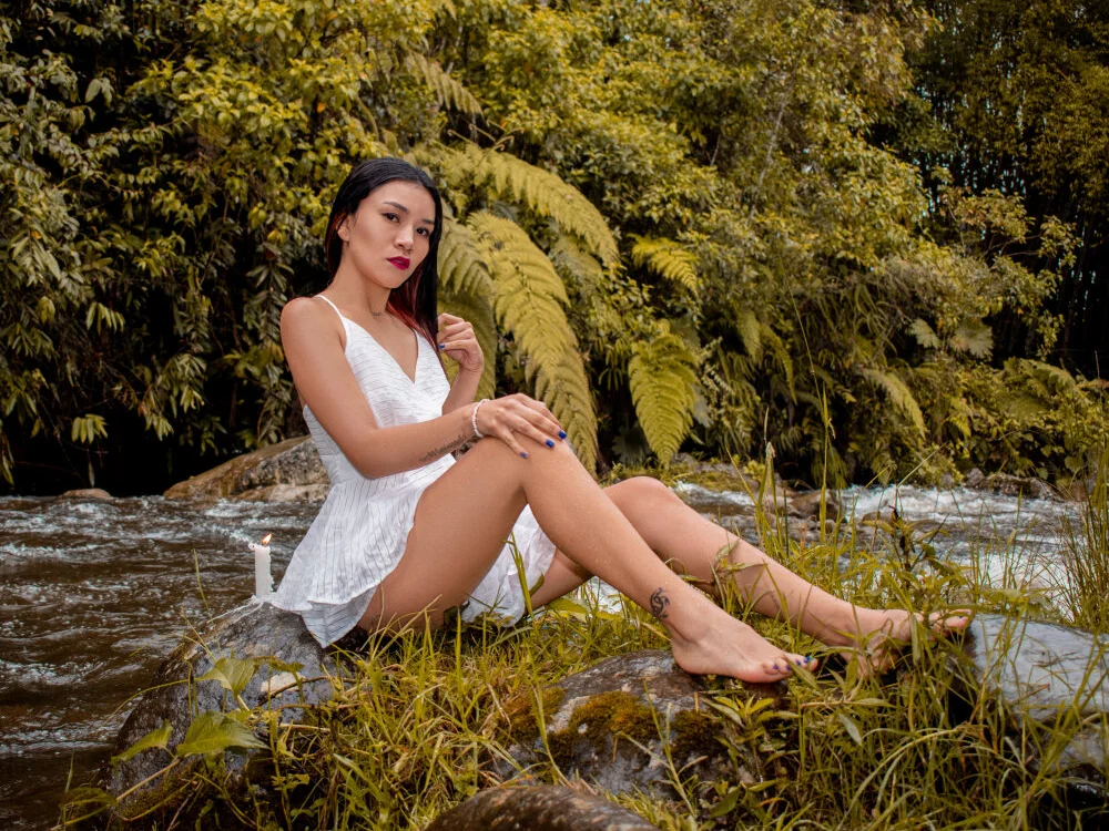 bonie_lov Adlı Modelin Çevrimdışı XXX Sohbeti