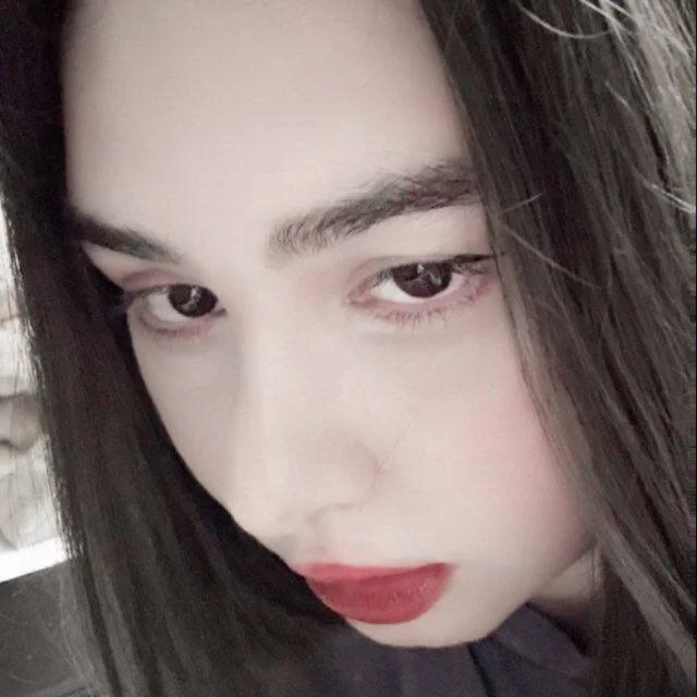 valevaweheart cam model