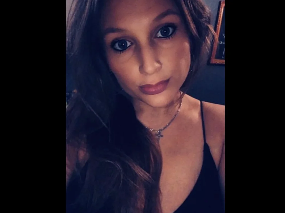 BeckyDeep's Offline Chat Room