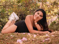 chloeferrer's webcam live show