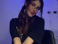 AmberPixie_ élő XXX-chatje