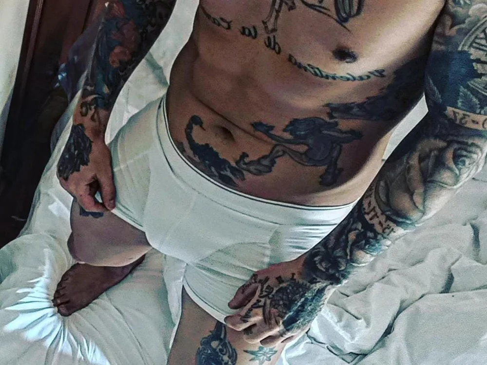 cubanitoxx13's Offline XXX Chat