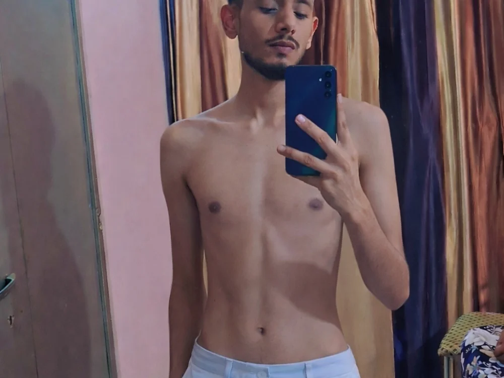 king_parth2002 離線 XXX 聊天