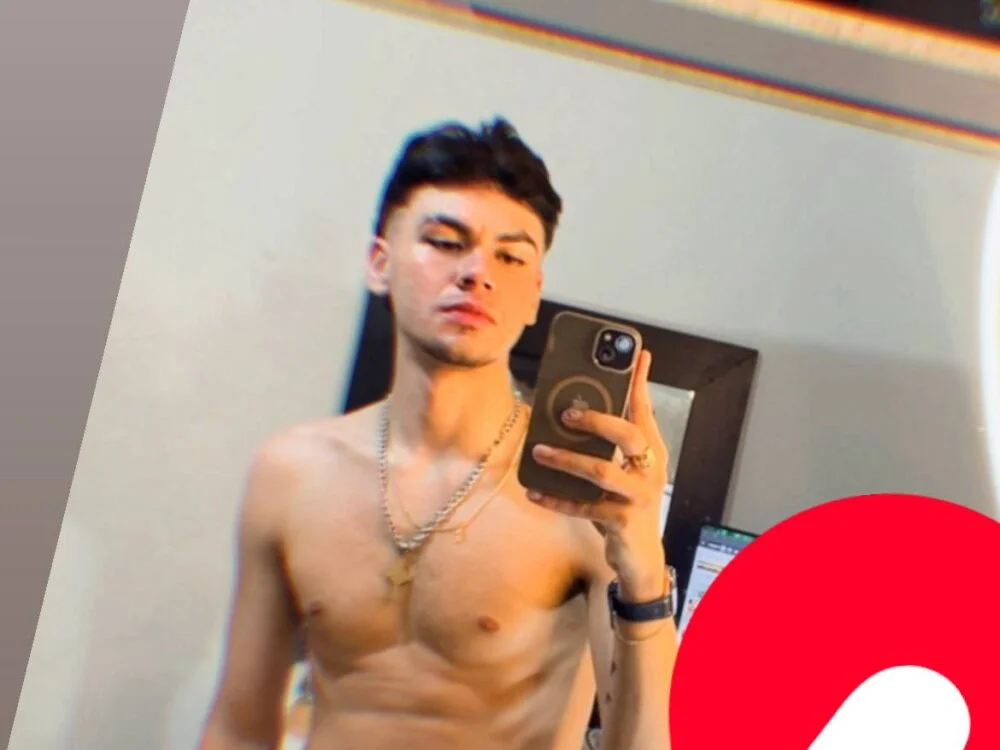 RyanMira's Offline XXX Chat