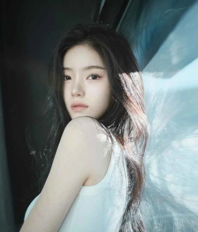 Luna_beautifullll 离线XXX聊天