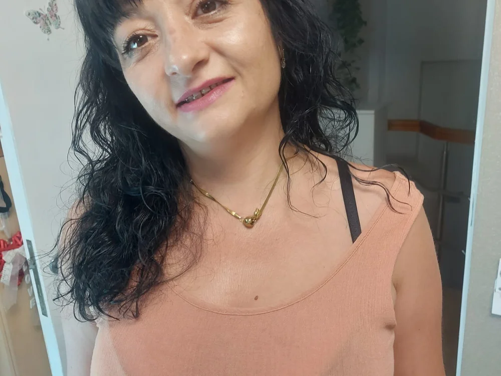 Offline chatovací místnost Aimee79