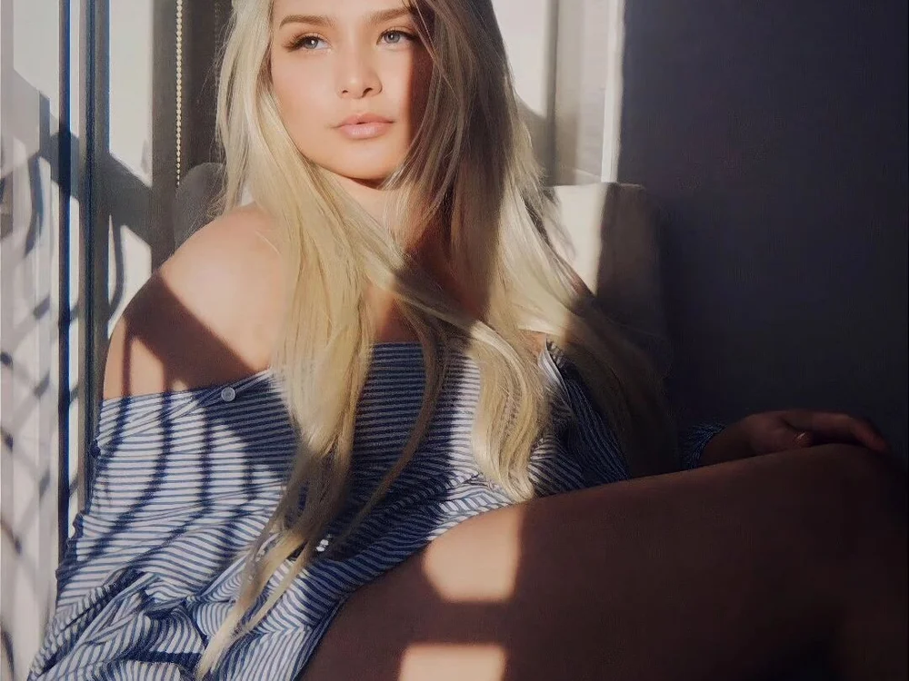 Leah_bunnyx's Offline XXX Chat